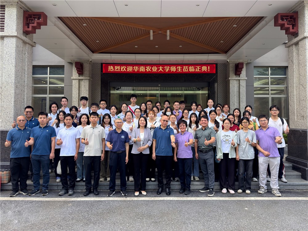 學(xué)子互助，薪火相傳！“正典學(xué)長(zhǎng)助學(xué)金”頒發(fā)儀式在正典舉行